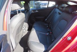 2018 Kia Stinger - Thumbnail 33