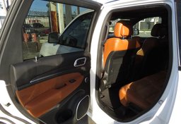 2018 Jeep Grand Cherokee - Thumbnail 29