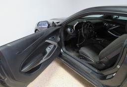 2016 Chevrolet Camaro - Thumbnail 19