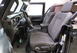 2020 Jeep Gladiator - Thumbnail 24