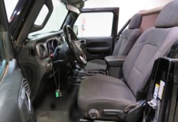 2020 Jeep Gladiator - Thumbnail 26