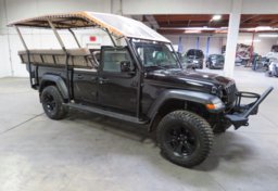 2020 Jeep Gladiator - Thumbnail 2