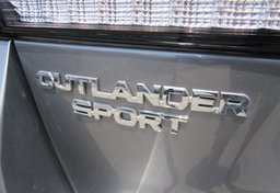 2021 Mitsubishi Outlander Sport - Thumbnail 17
