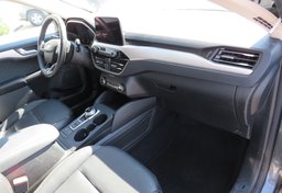 2020 Ford Escape - Thumbnail 24