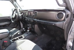 2020 Jeep Wrangler Unlimited - Thumbnail 26