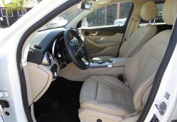 2018 Mercedes-Benz GLC - Thumbnail 25