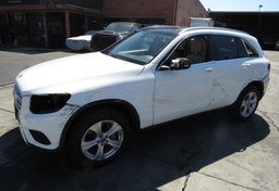 2018 Mercedes-Benz GLC - Thumbnail 2