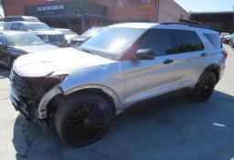 2020 Ford Explorer - Thumbnail 2