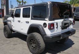 2020 Jeep Wrangler Unlimited - Thumbnail 9