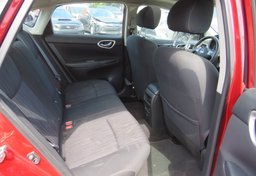 2019 Nissan Sentra - Thumbnail 31