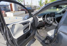 2020 Toyota RAV4 - Thumbnail 21