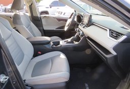 2020 Toyota RAV4 - Thumbnail 26