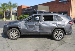 2020 Toyota RAV4 - Thumbnail 6