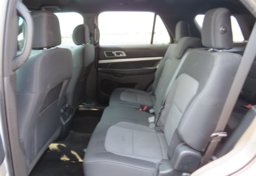 2016 Ford Explorer - Thumbnail 32