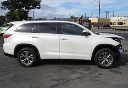 2015 Toyota Highlander - Thumbnail 12