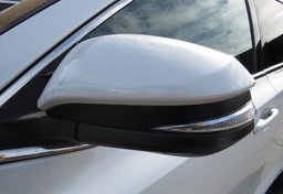 2015 Toyota Highlander - Thumbnail 16