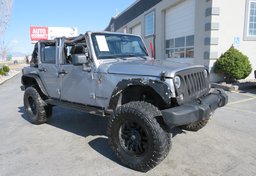 2016 Jeep Wrangler Unlimited - Thumbnail 2