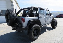 2016 Jeep Wrangler Unlimited - Thumbnail 10