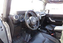 2016 Jeep Wrangler Unlimited - Thumbnail 18