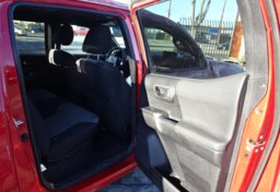 2020 Toyota Tacoma 4WD - Thumbnail 28