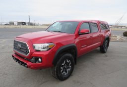2019 Toyota Tacoma 4WD - Thumbnail 2