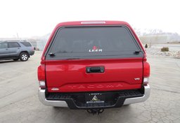 2019 Toyota Tacoma 4WD - Thumbnail 15