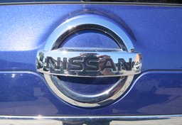 2018 Nissan Rogue - Thumbnail 15