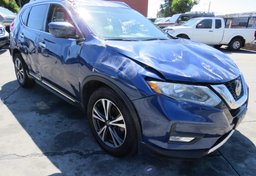 2018 Nissan Rogue - Thumbnail 4