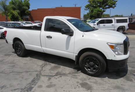 Picture of 2017 Nissan Titan