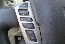 2017 Nissan Titan - Thumbnail 23