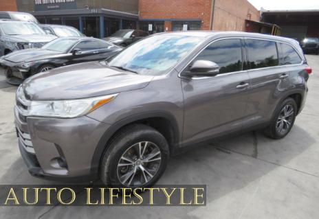 Picture of 2019 Toyota Highlander