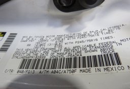 2015 Toyota Tacoma - Thumbnail 28