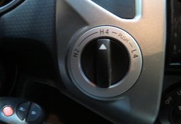 2015 Toyota Tacoma - Thumbnail 23