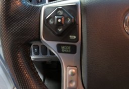 2015 Toyota Tacoma - Thumbnail 20