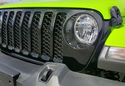 2021 Jeep Gladiator - Thumbnail 17