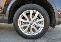 2021 Nissan Rogue Sport - Thumbnail 11