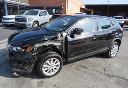 2021 Nissan Rogue Sport - Thumbnail 4