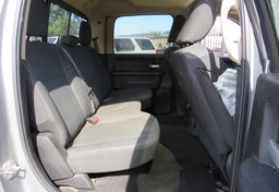 2019 Ram 2500 - Thumbnail 33