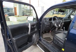 2015 Toyota 4Runner - Thumbnail 20