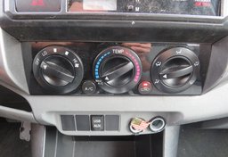 2014 Toyota Tacoma - Thumbnail 15