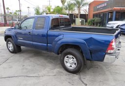 2014 Toyota Tacoma - Thumbnail 6