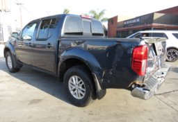 2019 Nissan Frontier - Thumbnail 8