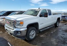 2017 GMC Sierra 2500HD - Thumbnail 2