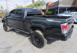 2021 Toyota Tacoma - Thumbnail 5