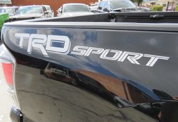 2021 Toyota Tacoma - Thumbnail 20