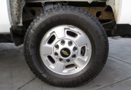 2019 Chevrolet Silverado 2500HD - Thumbnail 16