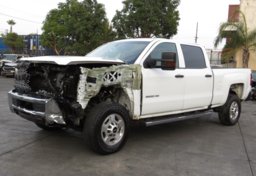 2019 Chevrolet Silverado 2500HD - Thumbnail 4