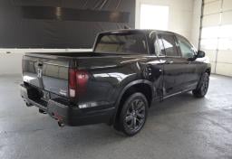 2022 Honda Ridgeline - Thumbnail 9