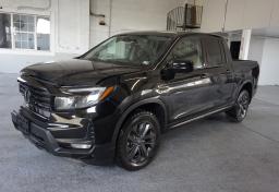 2022 Honda Ridgeline - Thumbnail 2