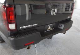 2022 Honda Ridgeline - Thumbnail 19
